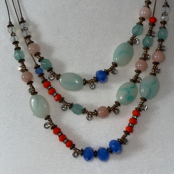 Colorful Multi strand necklace & earrings set - Picture 6 of 7